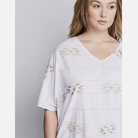 Lane Bryant Embroidered Wedge Drama Top 18/20 - Picture 2 of 12